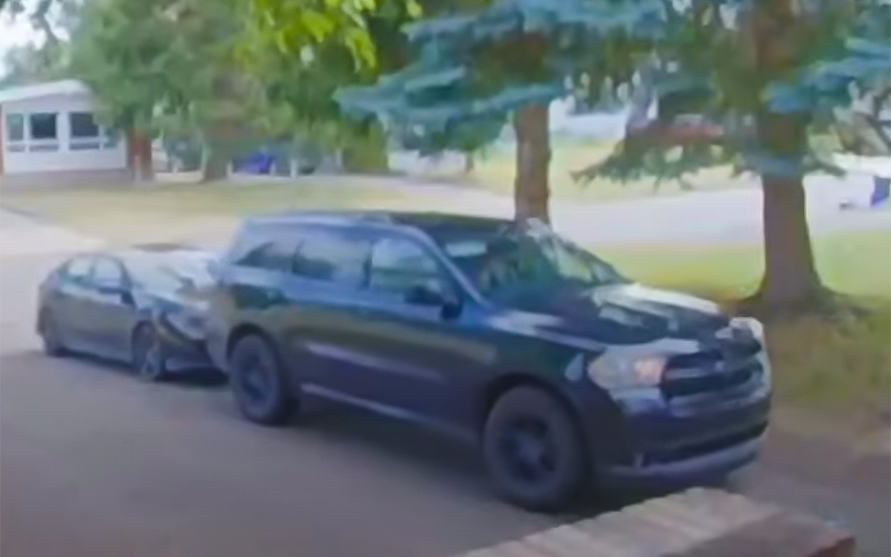 Почему ты припарковался позади меня? Претензия года