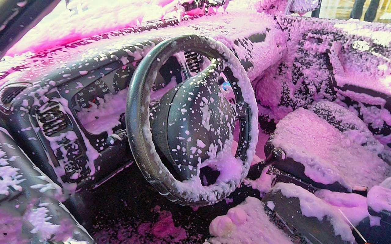 Эти ошибки допускает большинство: как (не) надо мыть авто