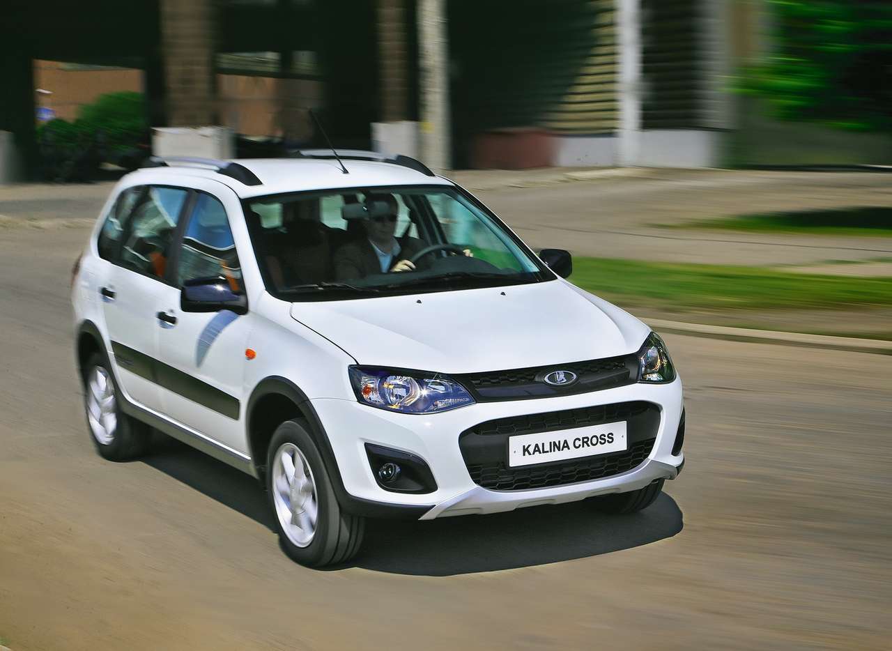 Lada Kalina Cross