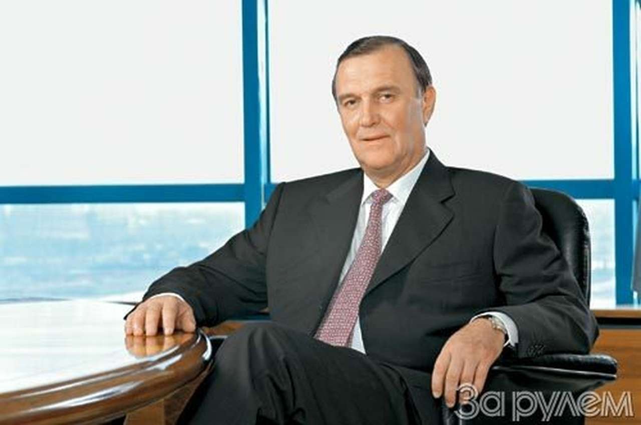 Первый тост: "за трубу!"