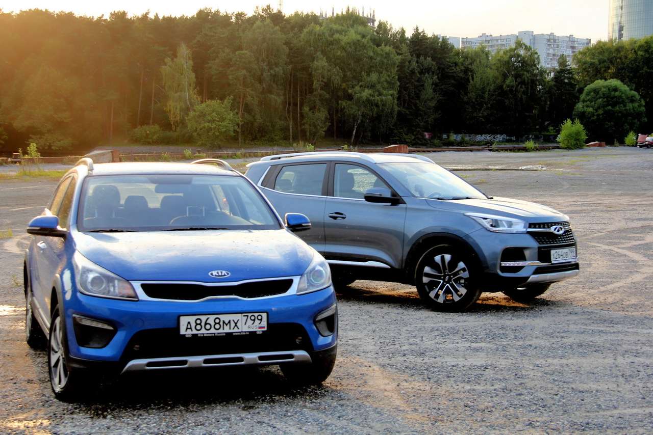 Kia Rio X-Line и Chery Tiggo 4: кто выше прыгнет