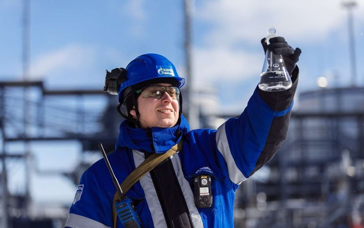 РБК и «Газпромнефть-СМ» представили спецпроект о белых маслах