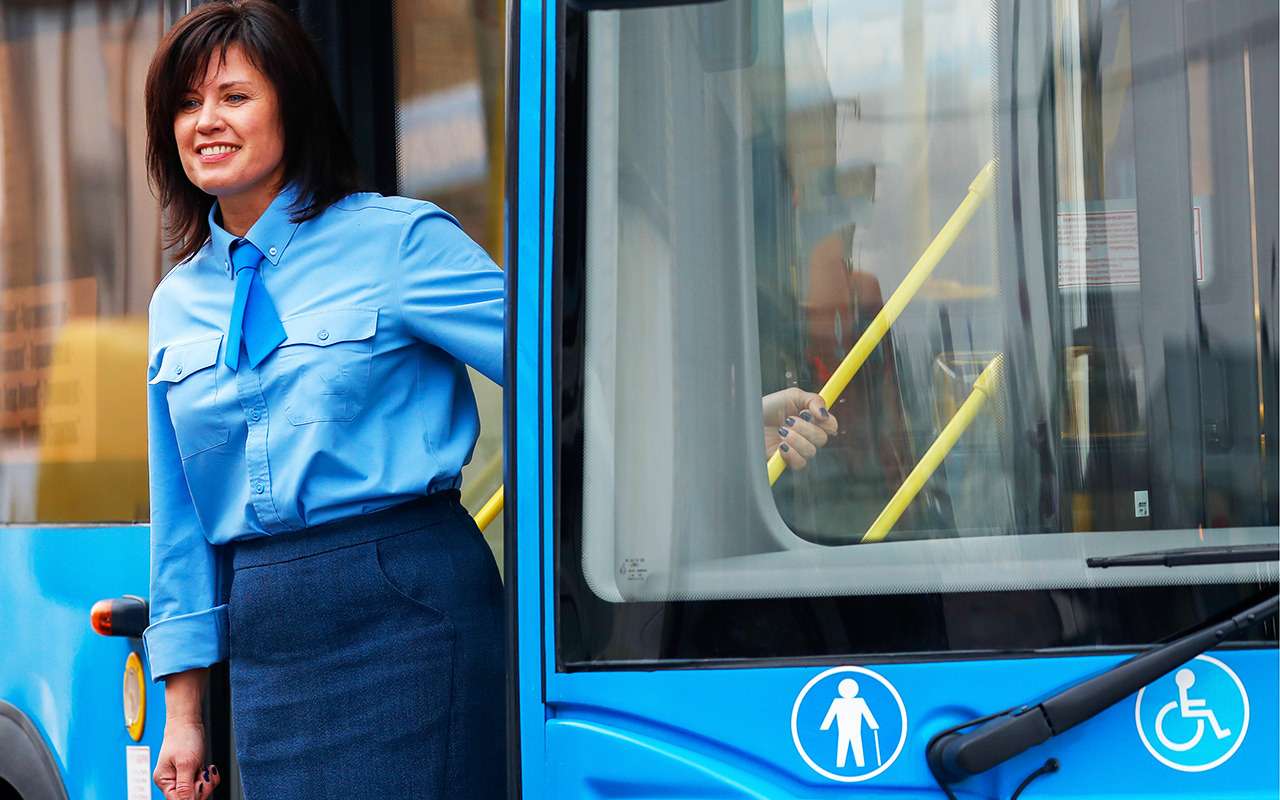 Любит, не любит… Водители автобусов считаются самыми дружелюбными на дороге