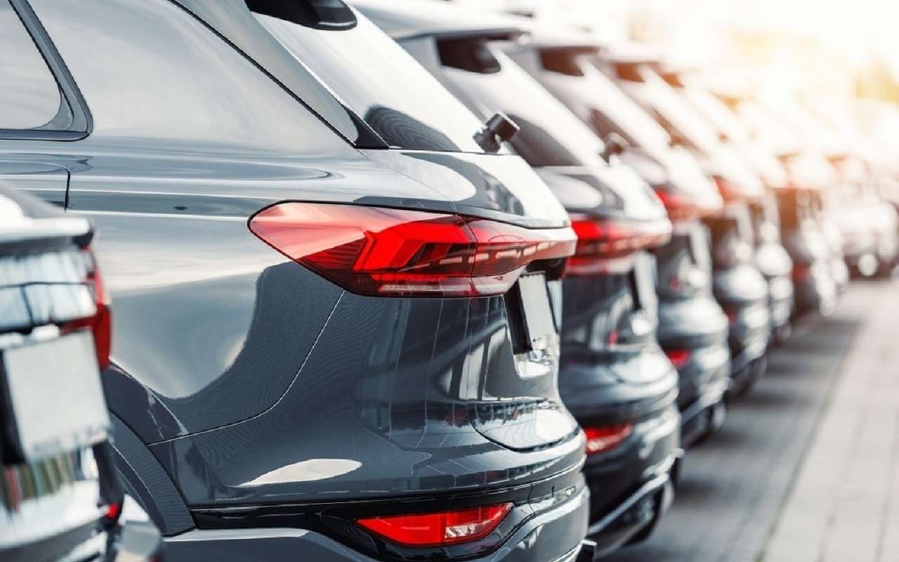 Выбираем кроссовер напрокат: комфортные и практичные модели для отпуска