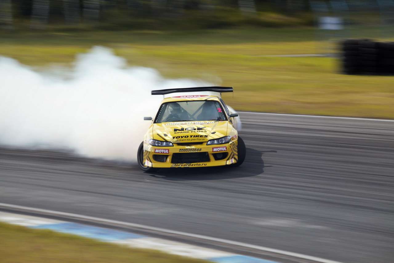 Nissan Silvia S15 Гочи на свободных тренировках в четверг, «дрифт-мацури».