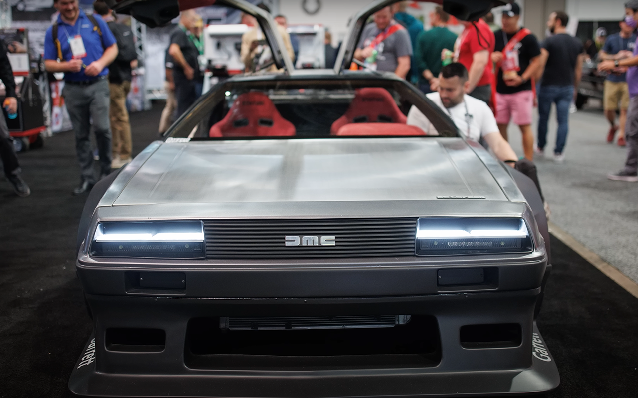 DeLorean DMC-12