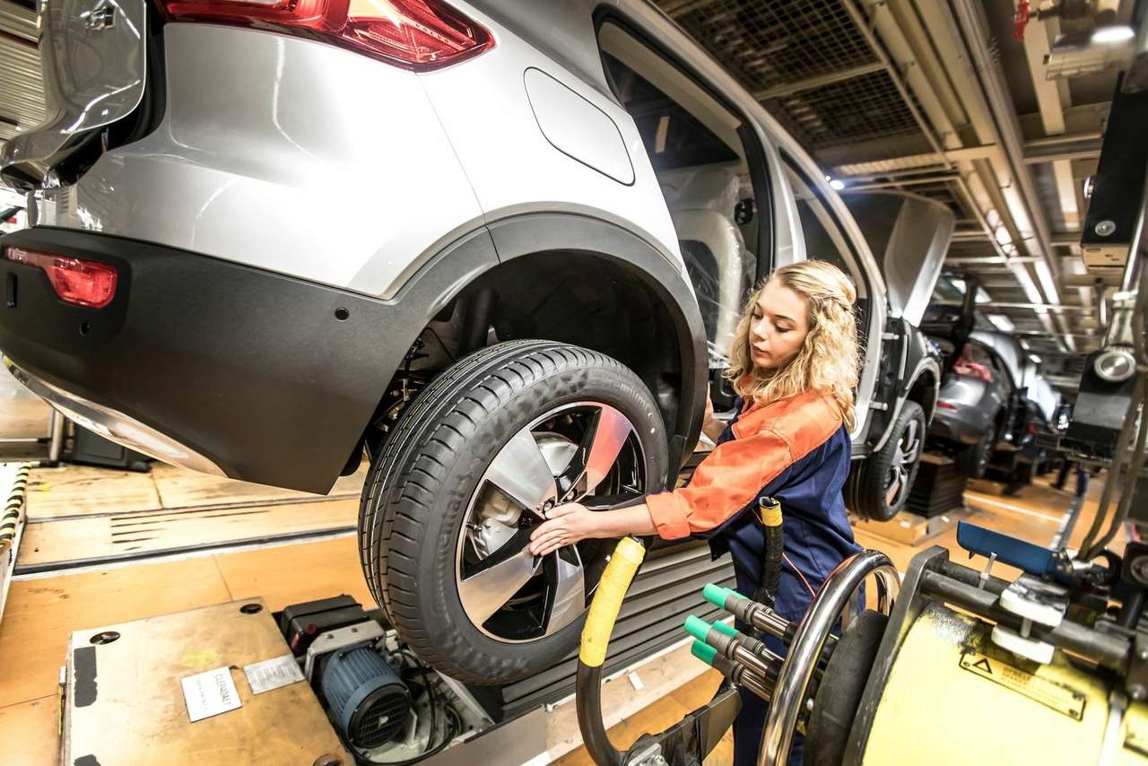 Неожиданное признание: китайские Volvo собраны лучше европейских!