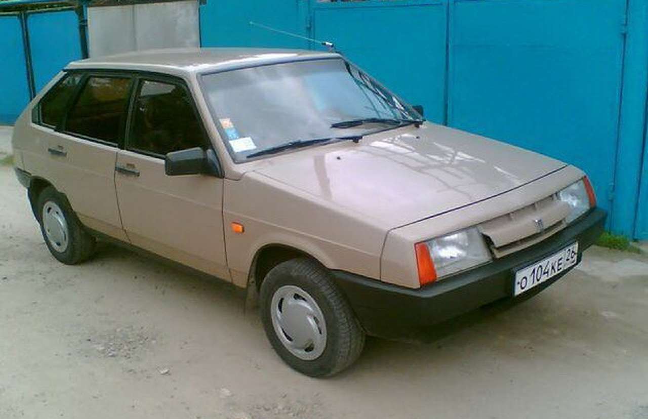 ВАЗ-2109 и Ford Focus вышли в лидеры рынка подержанных авто