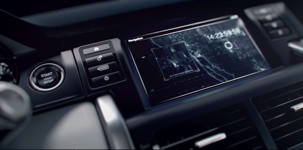 Салон сменщика Land Rover Freelander засветился на видео