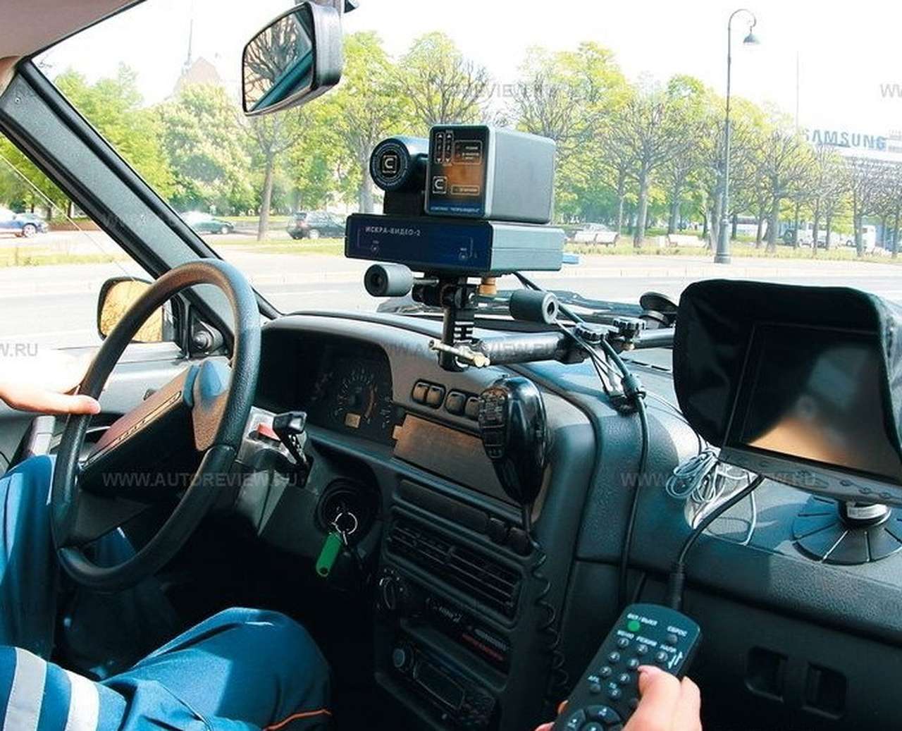 Полиция нашла Audi Q7, угнанный, пока его владелец спасал из Яузы жертв ДТП