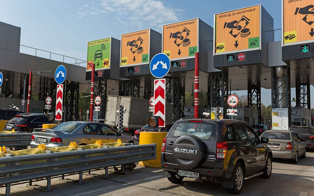 Водителей предупредили о повышенной загруженности платных трасс