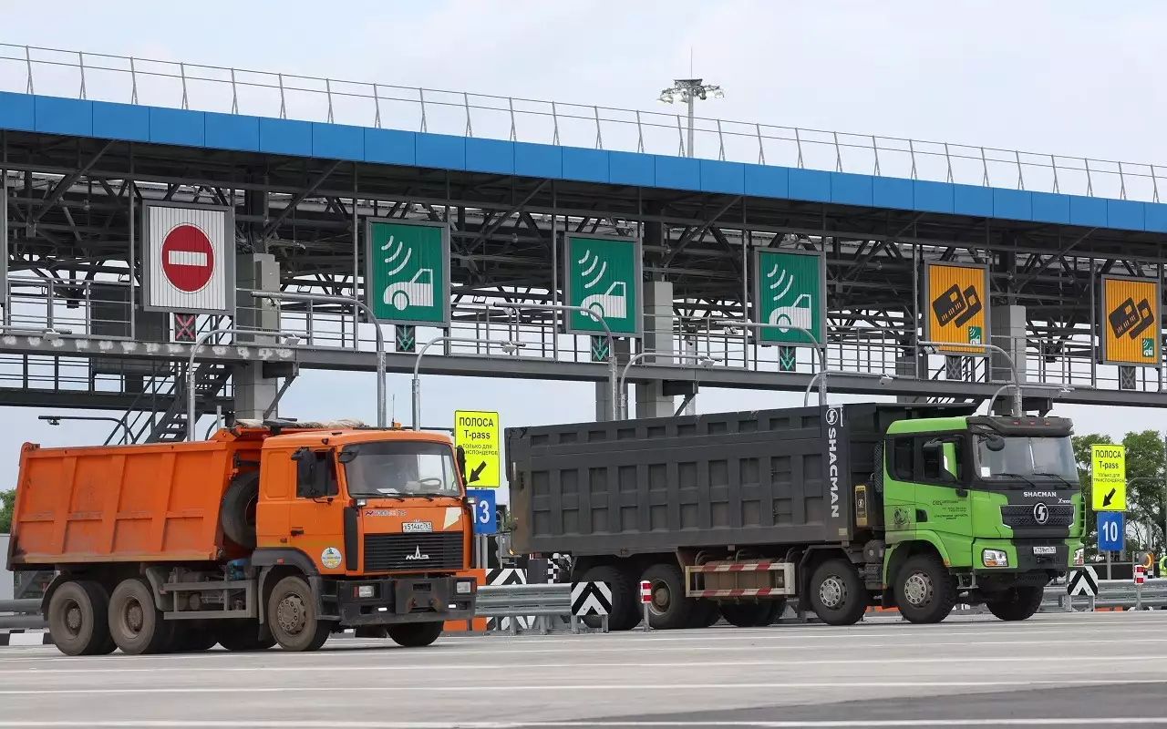 Предложение о платном проезде вызвало раскол среди экспертов и властей