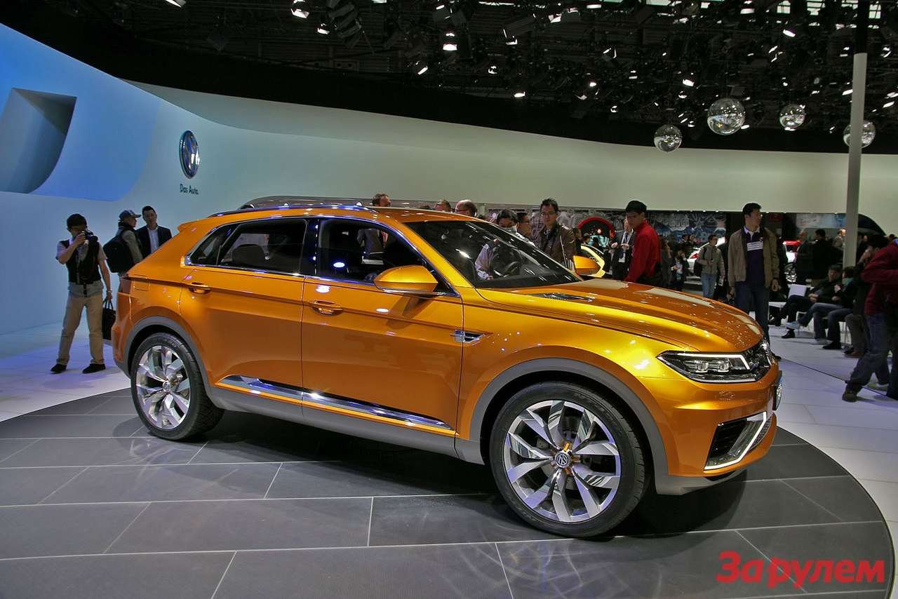 В Шанхае попозировал купеобразный кроссовер VW CrossBlue Coupe