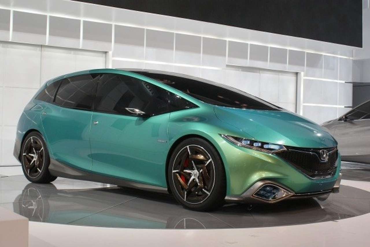 Honda Concept S щеголяет сине-зеленым перламутровым окрасом кузова