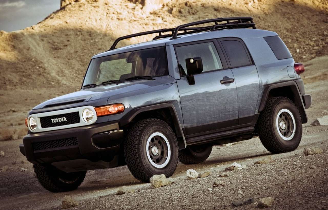 Американцы требуют вернуть на рынок Toyota FJ Cruiser