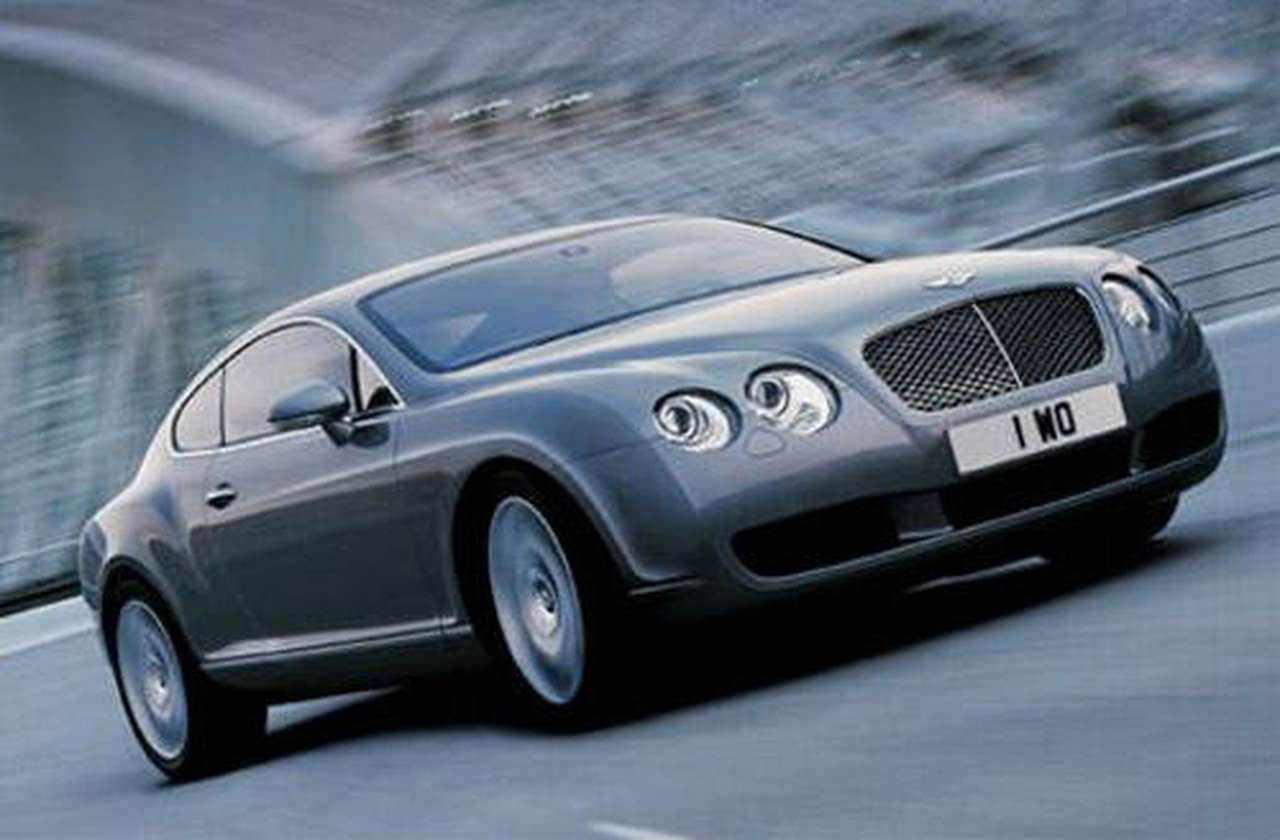Во Франкфурте разбили Bentley