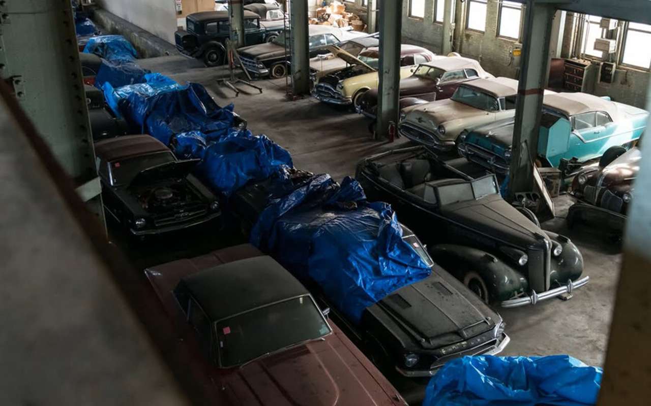 Запасник с коллекционными машинами по миллиону долларов каждая (видео)