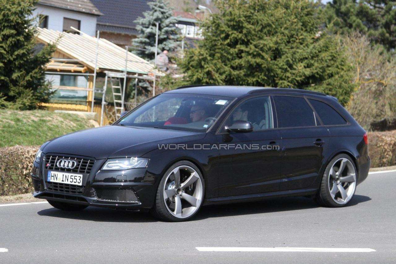 В Audi приступили к испытаниям новой RS4