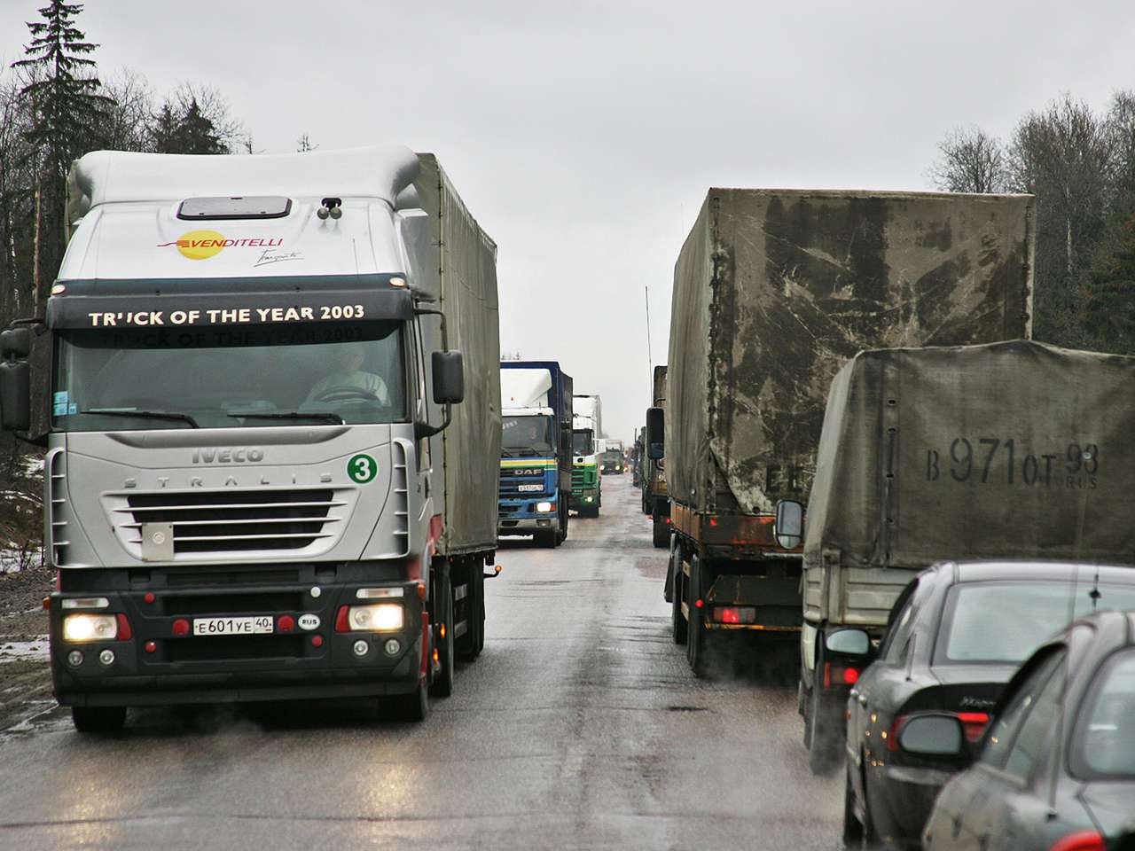 Для водителей грузовиков и автобусов ужесточат ответственность за нарушение режима