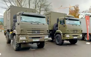 Эти КАМАЗы только кажутся простыми и обычными: отличная маскировка!