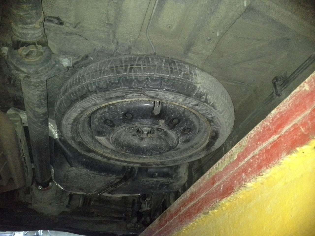 Докатка закреплена в середине слева