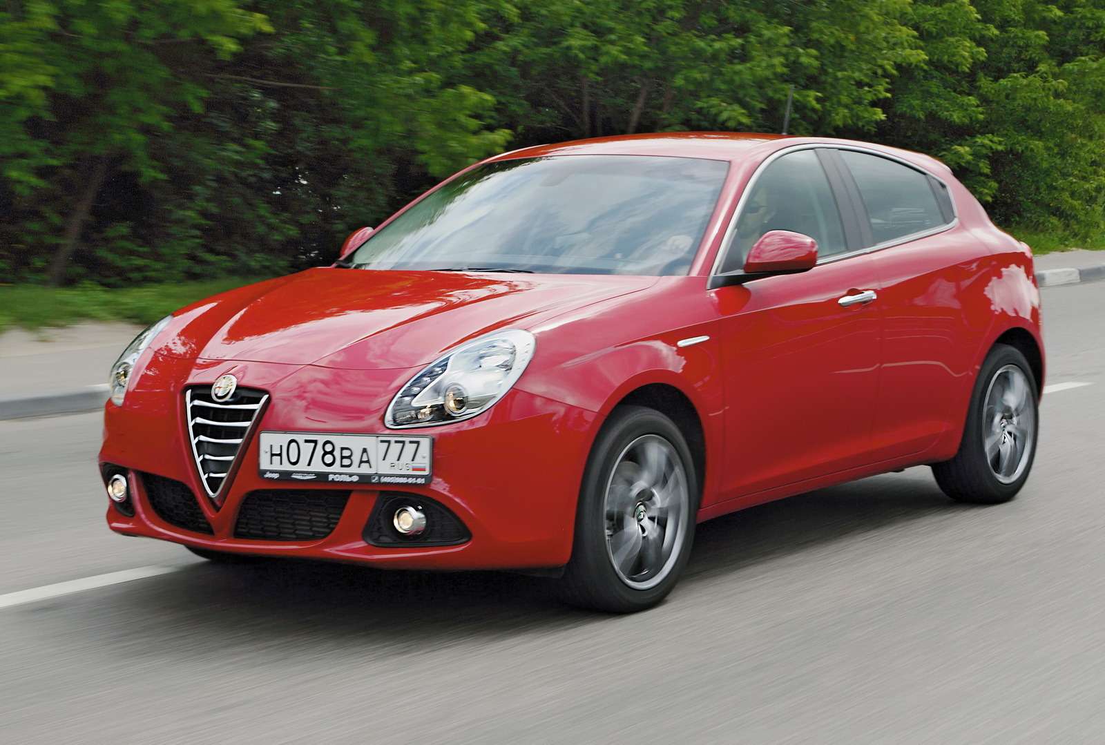 Тест-драйвы Alfa Romeo Giulietta (Альфа Ромео Джульетта) от «За рулем»