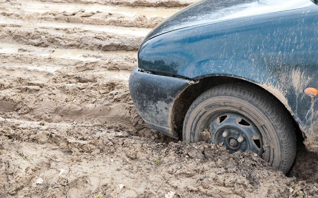 Угнанная Toyota вернулась к владельцу благодаря грязи