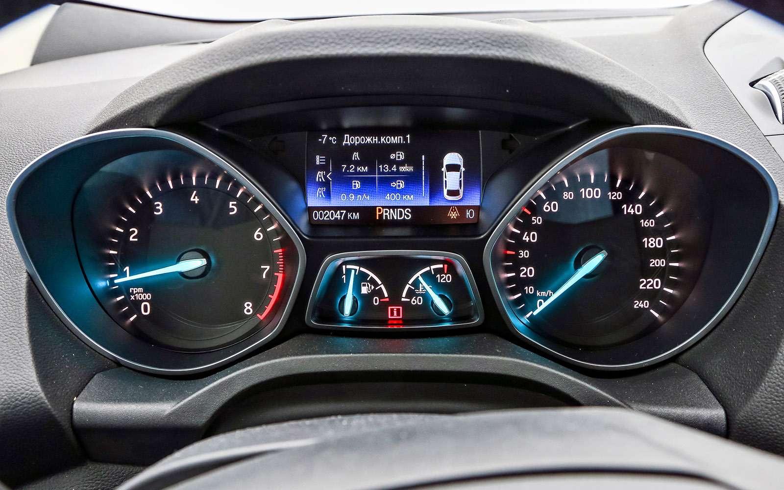 климат контроль куга 2