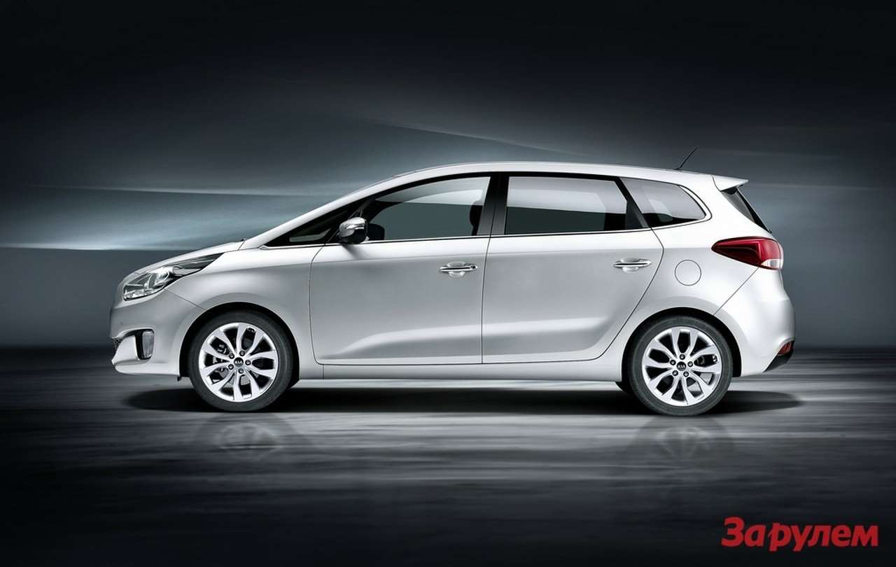 Kia предъявила фото третьего поколения Carens