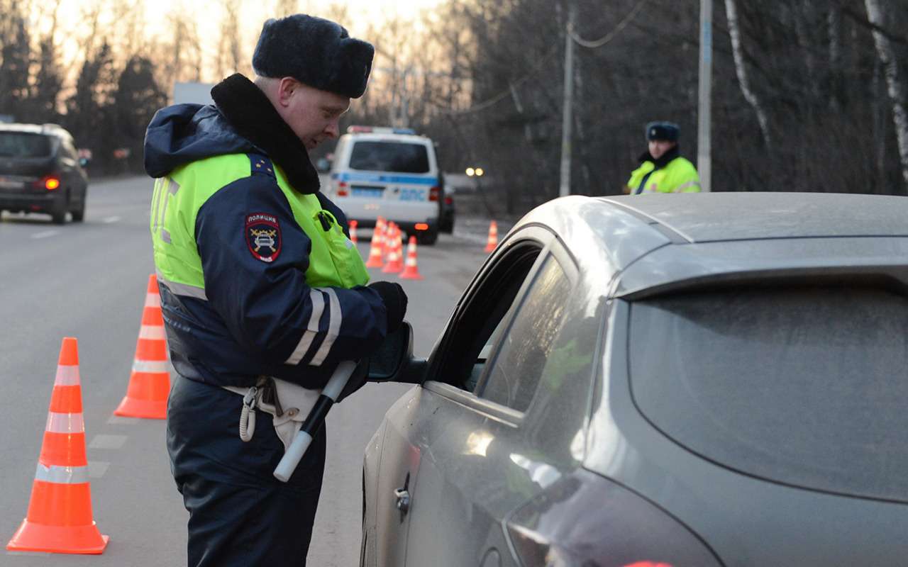 Почему инспектор ГИБДД остановит именно вас – 8 «зимних» штрафов