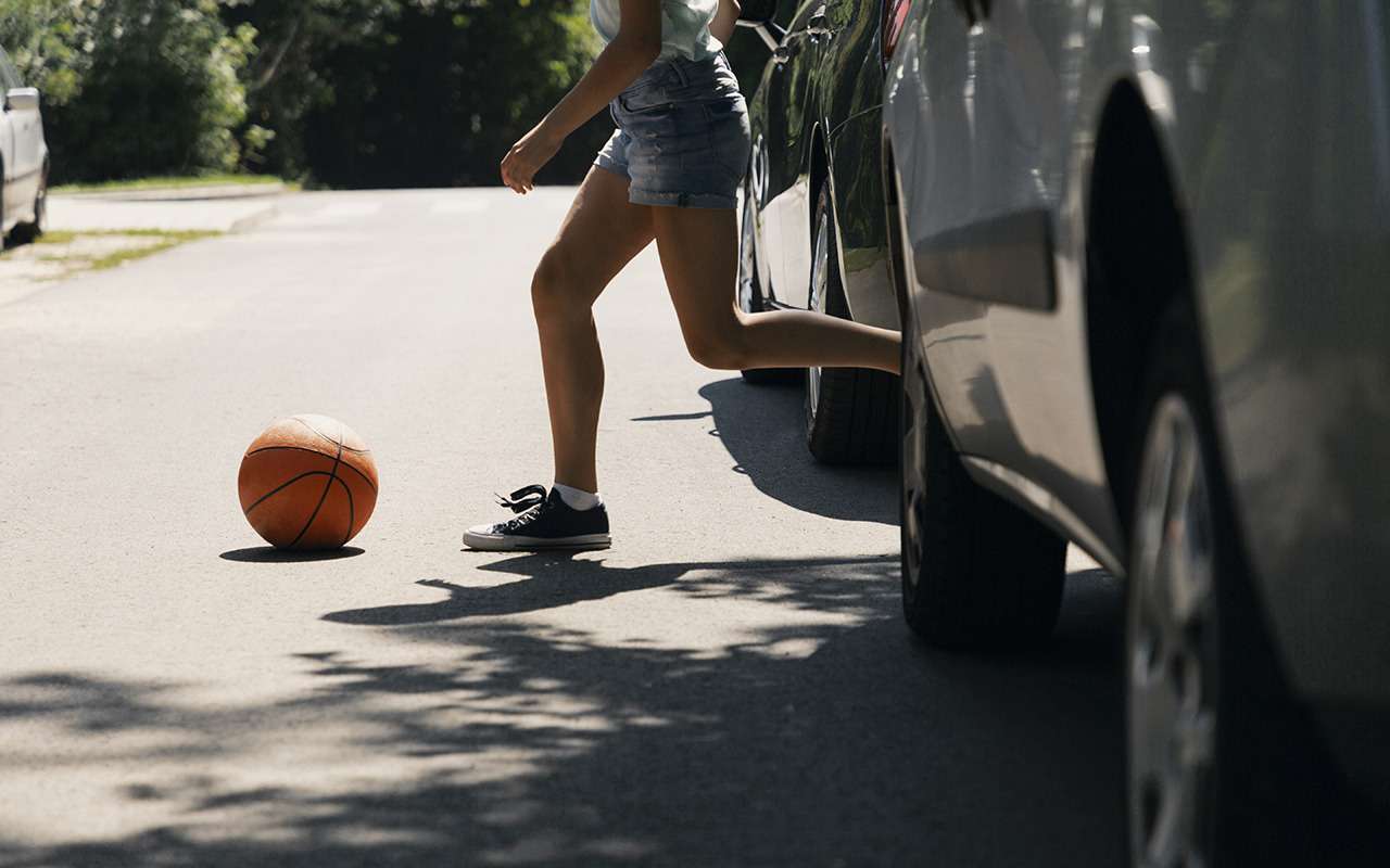Хитрость японских водителей: как заметить опасность на дороге