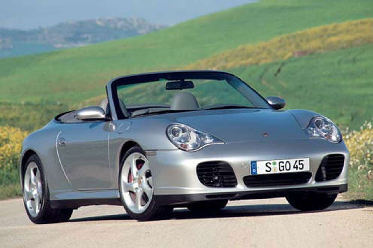 Porsche представляет новый 4S Cabrio