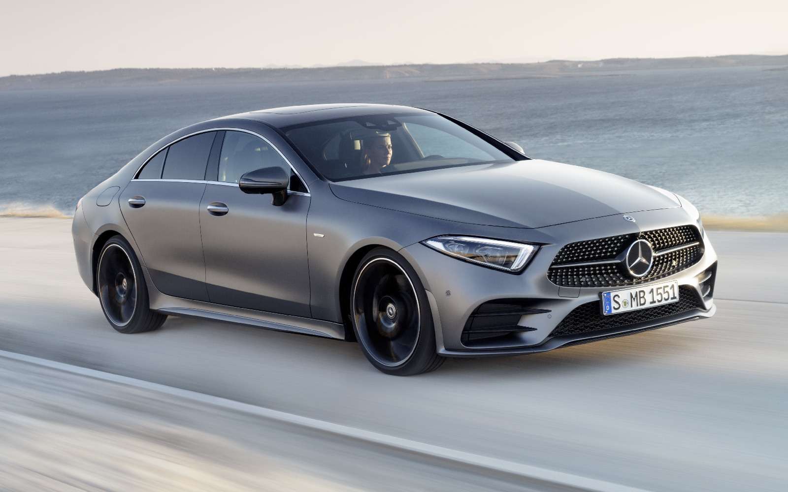 Автомобиль Mercedes-Benz CLS-Klasse: новости, обзор, машина —  характеристики, разные поколения, комплектации Mercedes-Benz CLS-Klasse —  сайт За рулем www.zr.ru