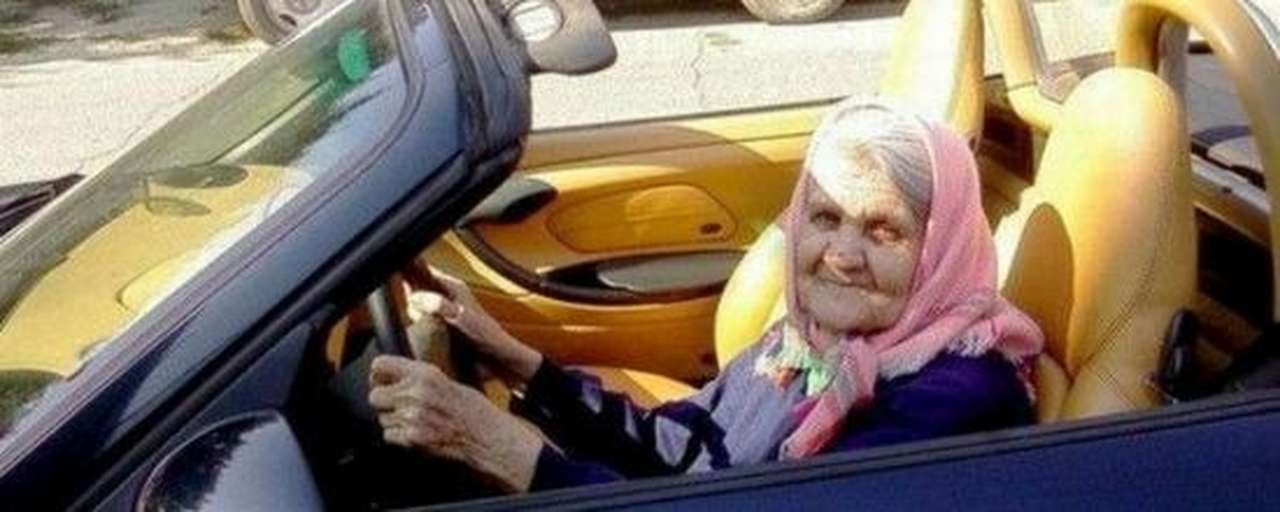 Бабушка-пенсионерка приобрела спорткар мощностью 570 «лошадок»