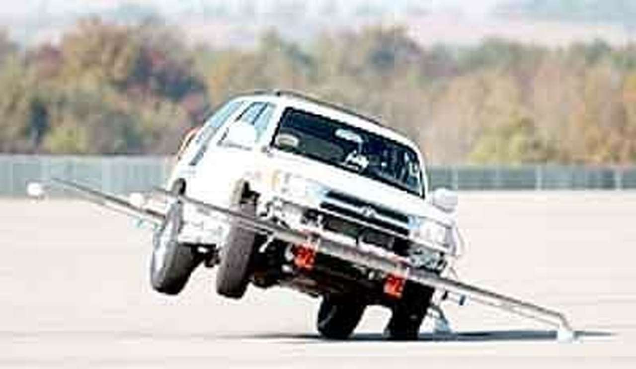 Внедорожники Ford оснастят антиопрокидывателями