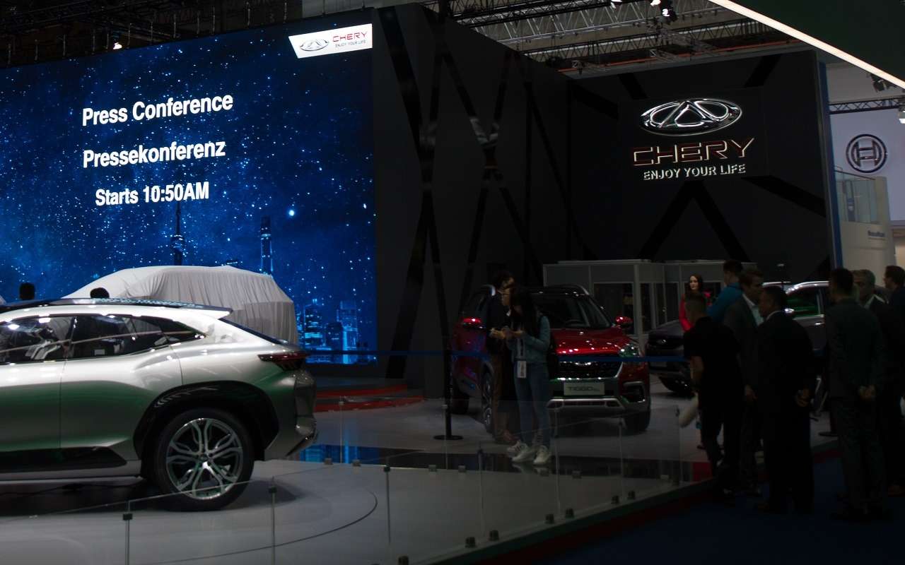 Размером с Mercedes-Benz E-Class: раскрыты детали о новинке бренда Chery в РФ