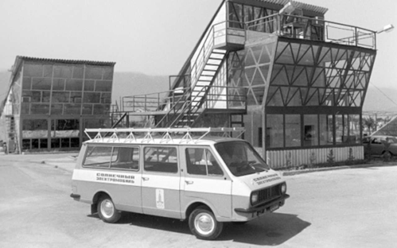 РАФ на солнечных батареях — такой правда был?