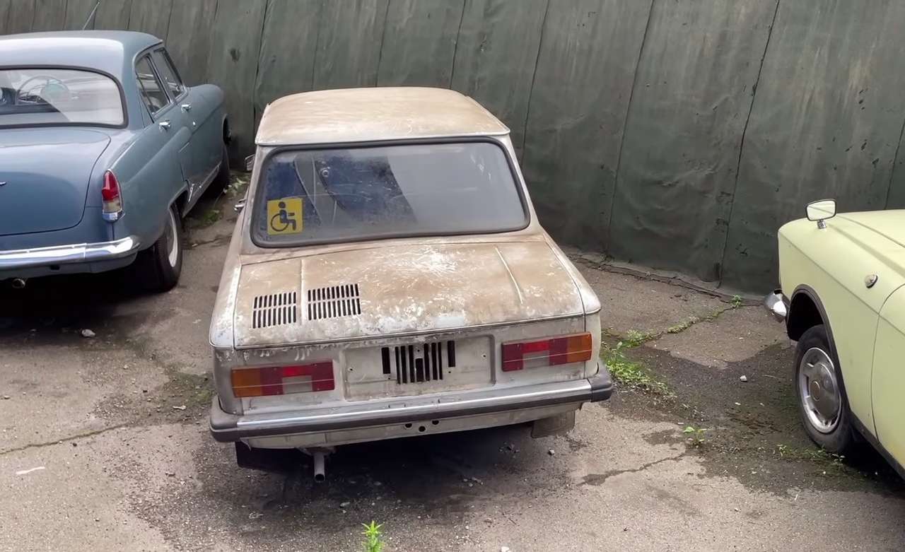 Найден новый Запорожец с заводским консервантом