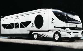 Назад в будущее — на фантастическом грузовике Dekra!