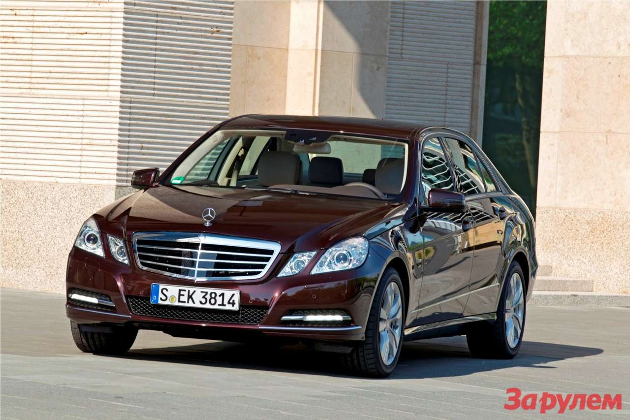 Mercedes E-класса получит новые моторы