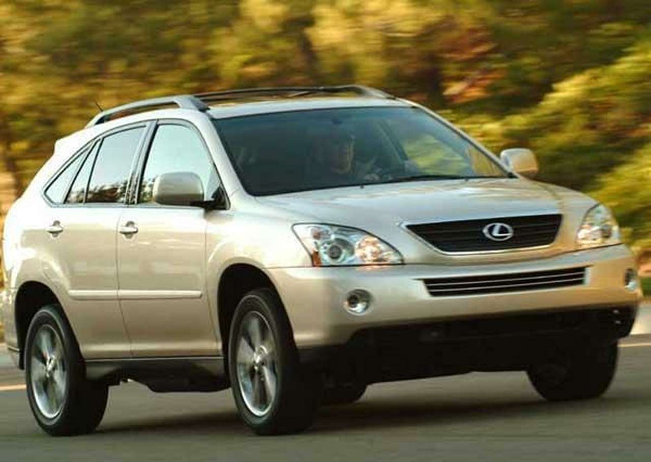 Коллеги Горбачева заказали новейший гибрид Lexus 400h