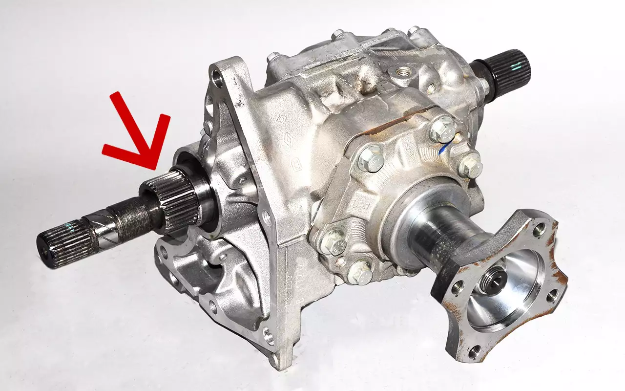 1.6 полный привод. Угловой редуктор Рено Дастер. Угловой редуктор Рено Дастер 4х4. Угловой редуктор Рено Дастер 2.0. Угловой редуктор Рено Дастер передний.