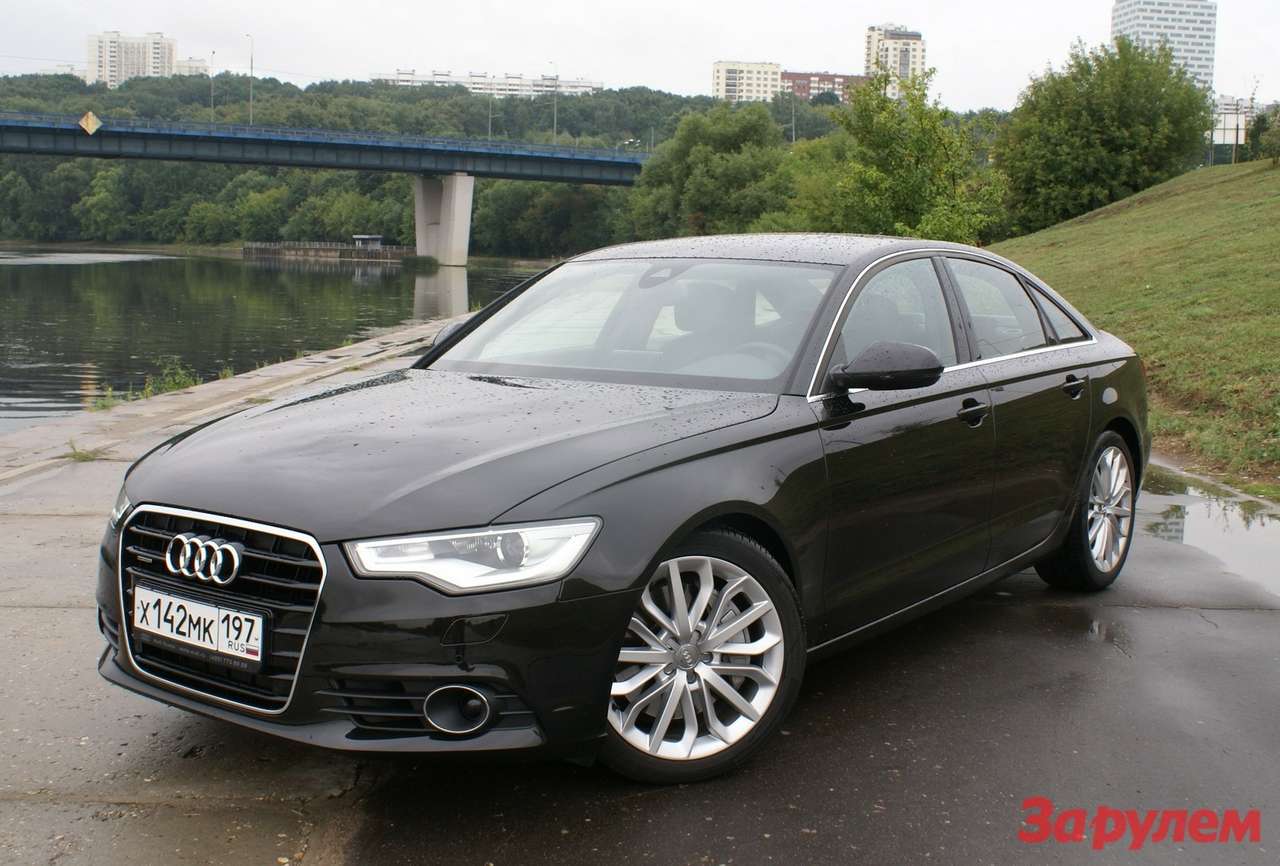 В городе при средней скорости в 30 км/ч трехлитровая А6 расходовала от 15 до 24 л/100 км 