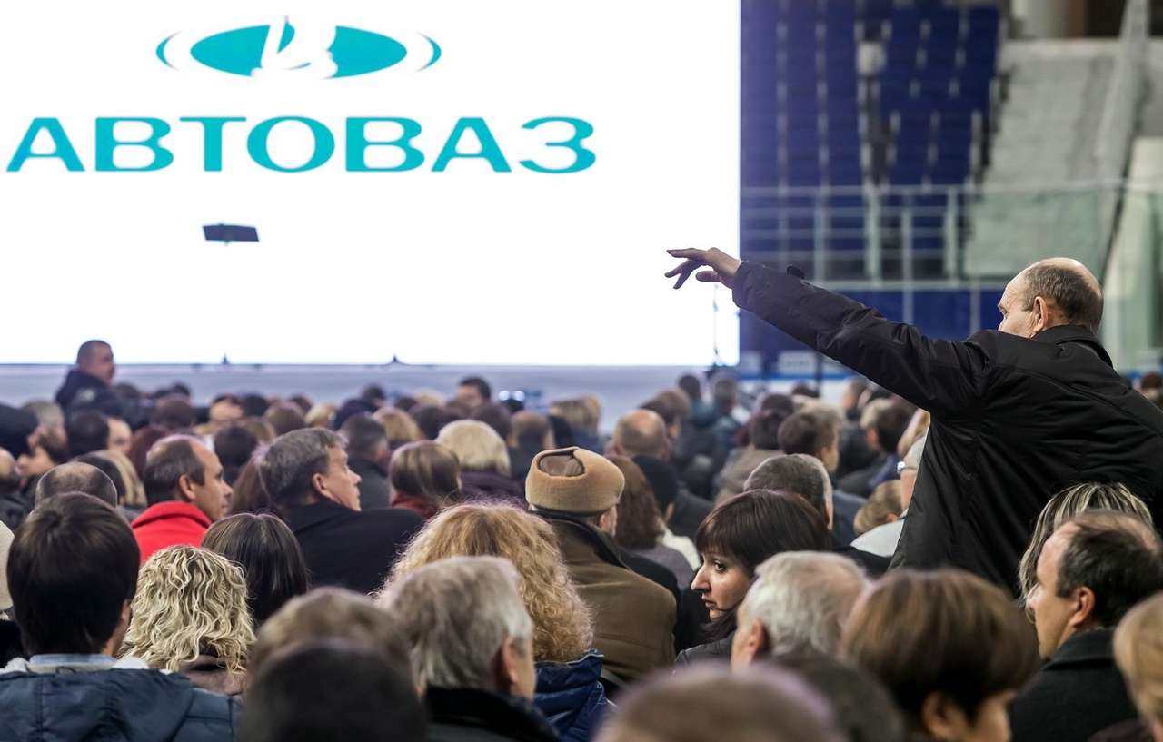 АВТОВАЗ намерен уволить часть менеджеров из-за экономической ситуации