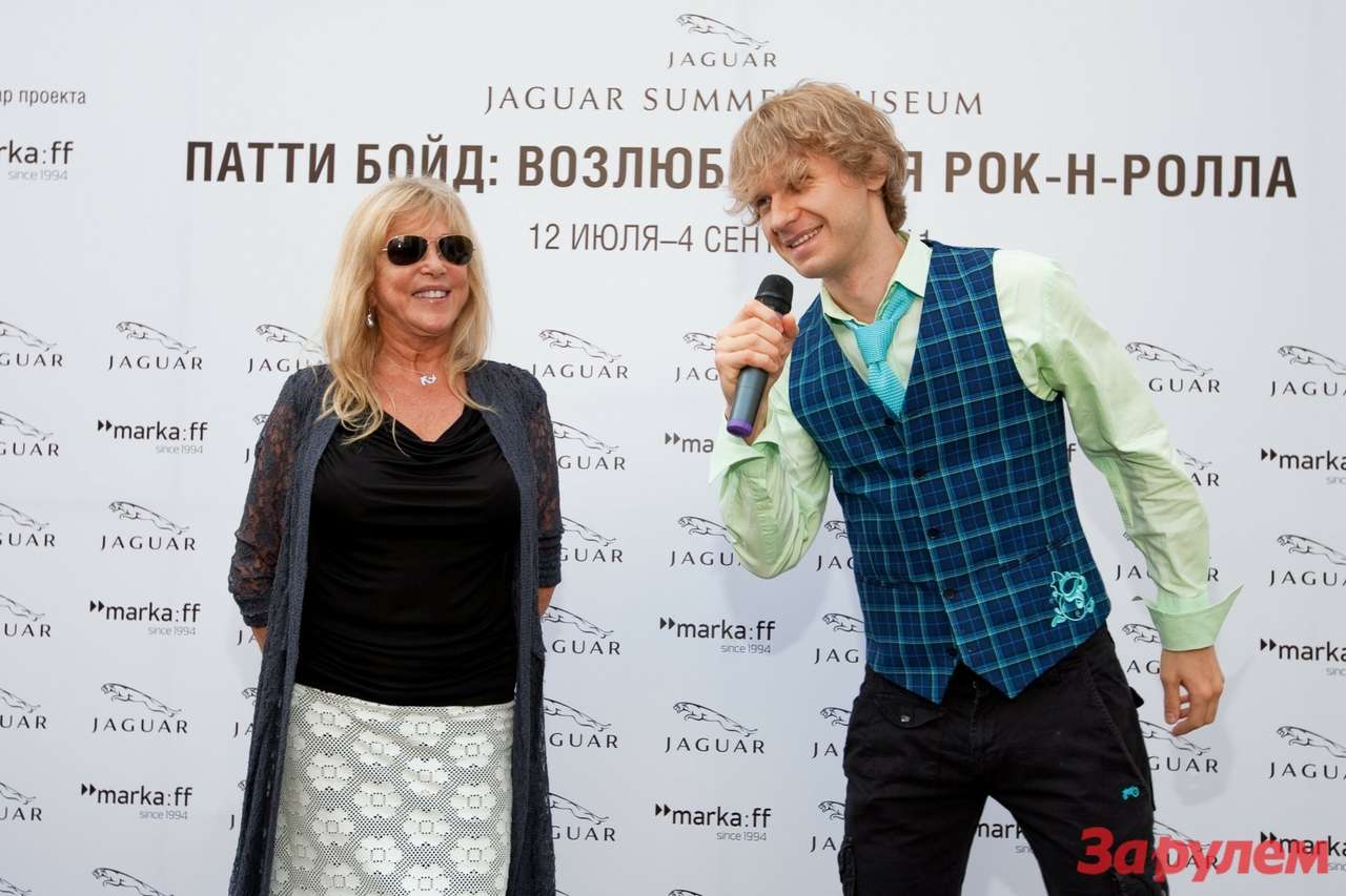 Летний музей Jaguar открылся в Столешниковом