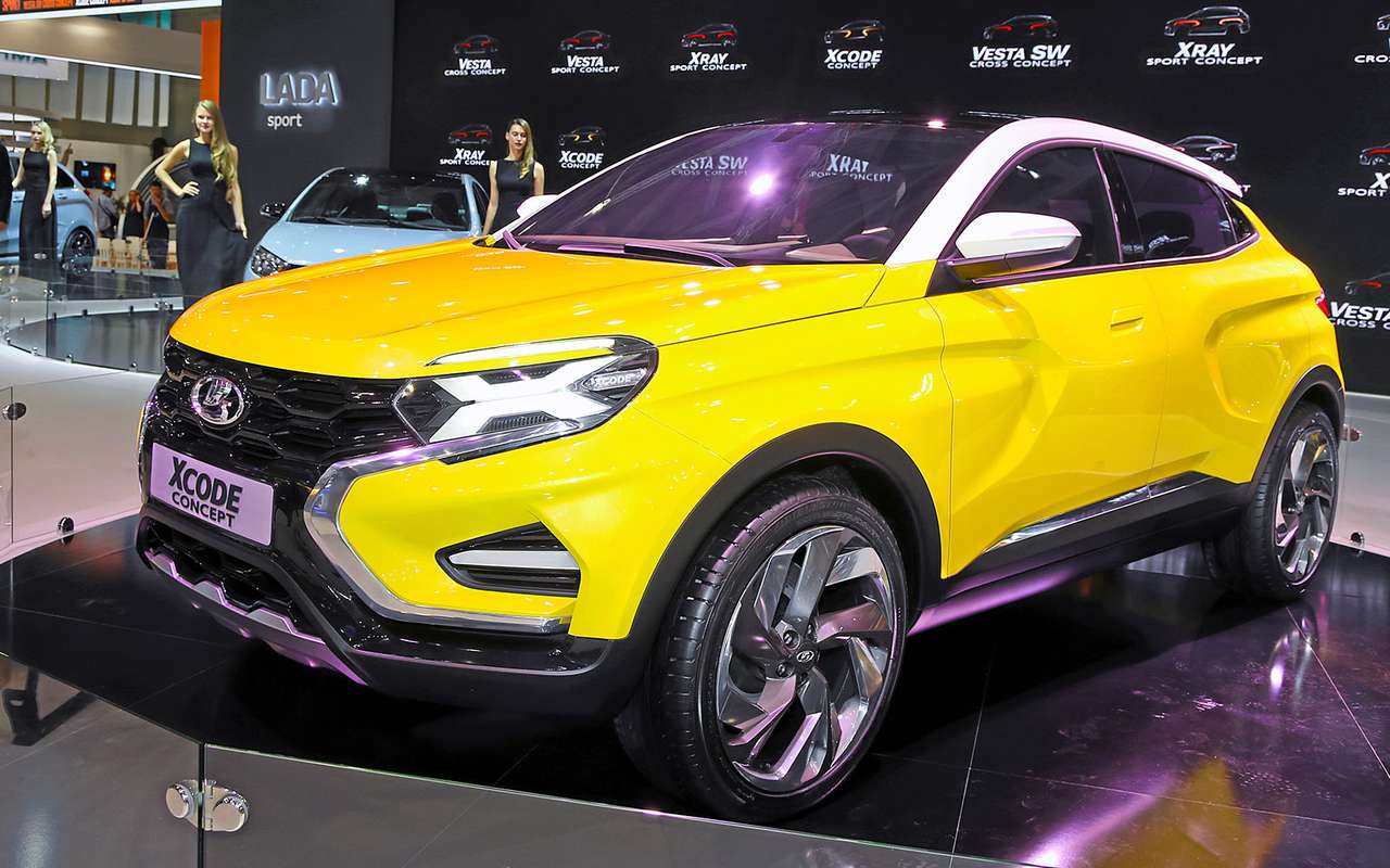 Lada XCODE. С одной стороны, логично видеть в Икскоде намек на будущую Калину. С другой – трудно отделаться от ощущения, что заходящие на капот реснички головной оптики роднят его… с классической Нивой. А что, а вдруг?