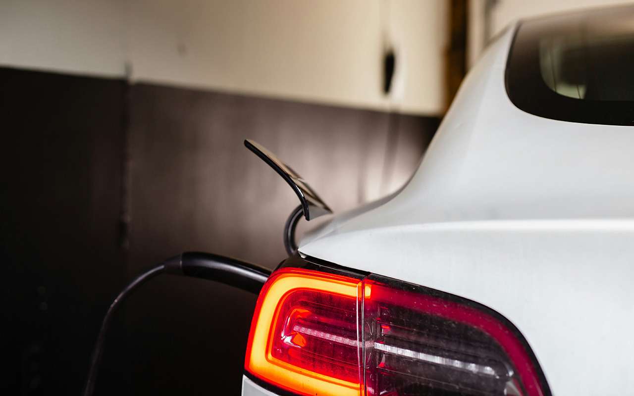 Электромобили будут заряжаться в 5 раз быстрее: подробности о новой технологии