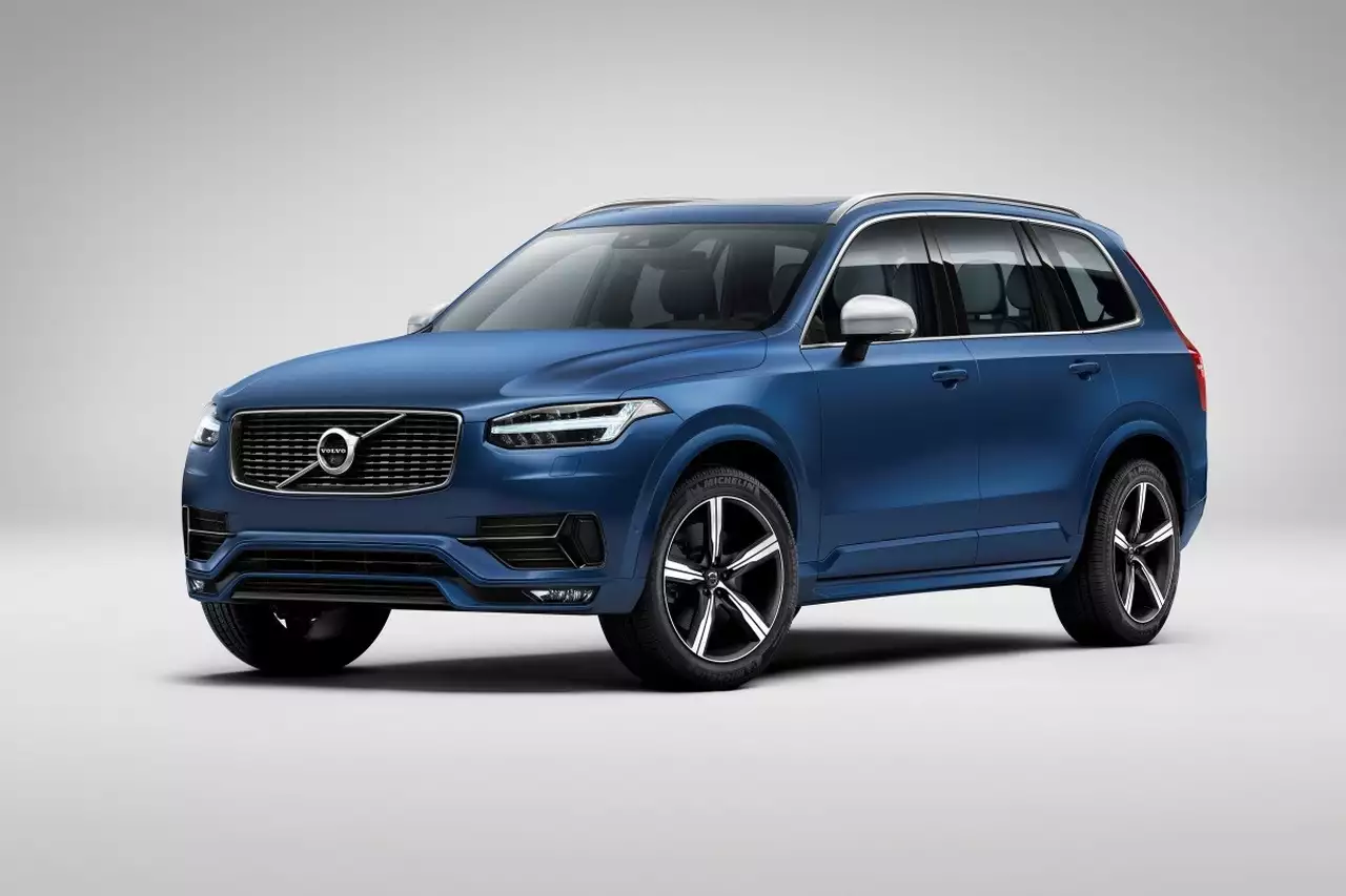 Новый Volvo XC90 примерил спортивный R-Design