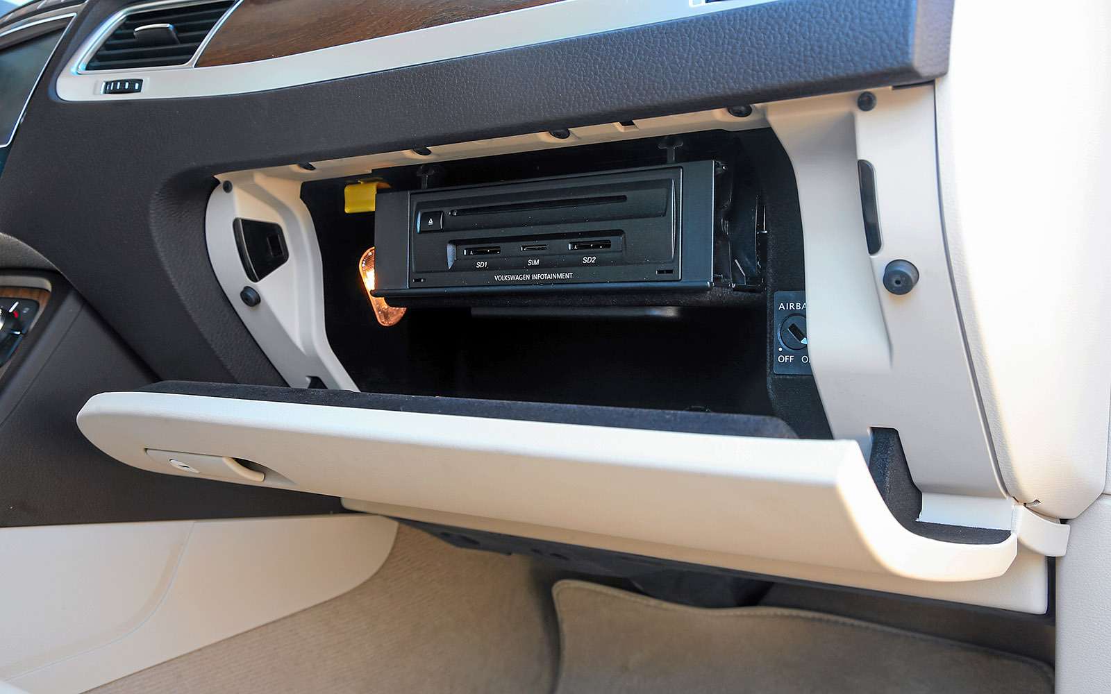 Как снять бардачок мурано z51 Снятие центральной консоли на Nissan Murano FAQ Nissan Murano (Ниссан Мурано)