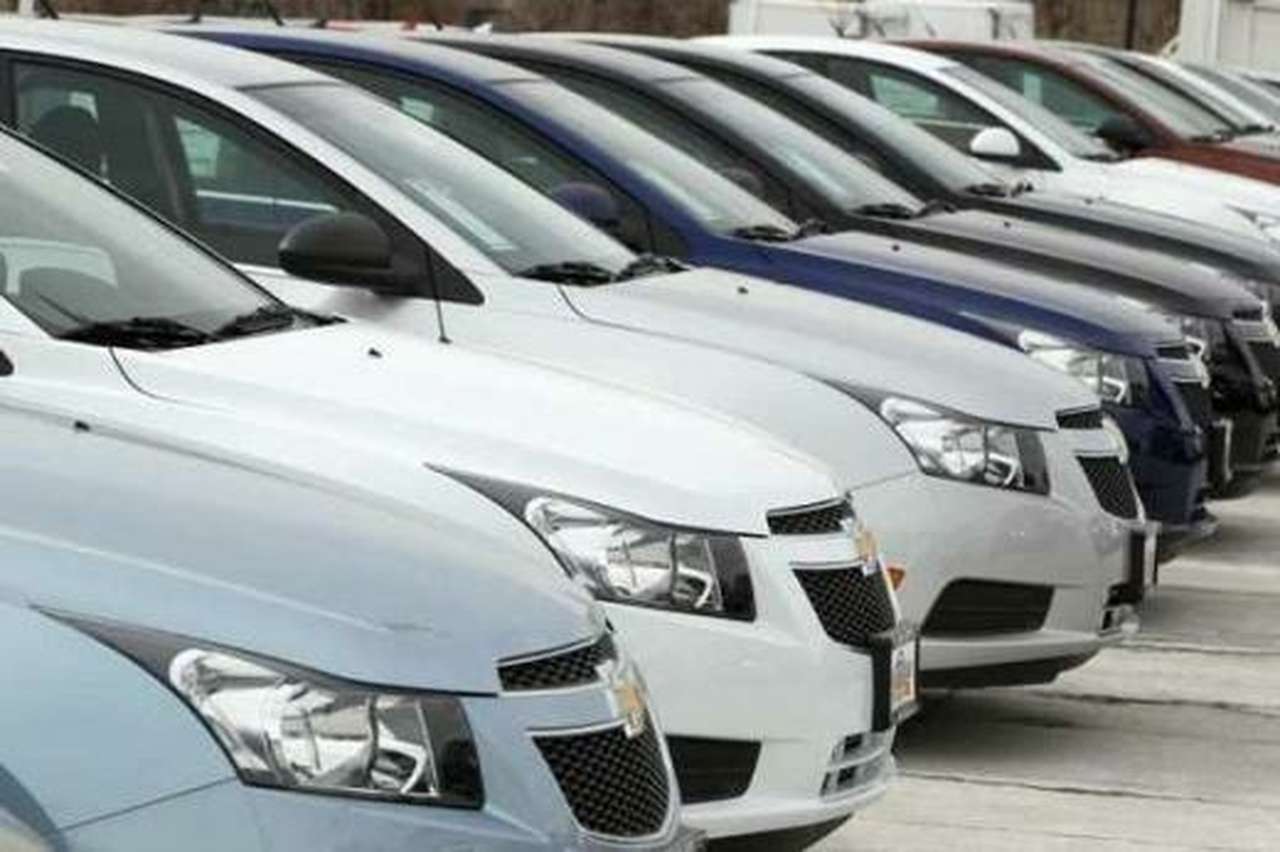 Chevrolet Cruze и Jeep Wrangler попали под подозрение в Штатах